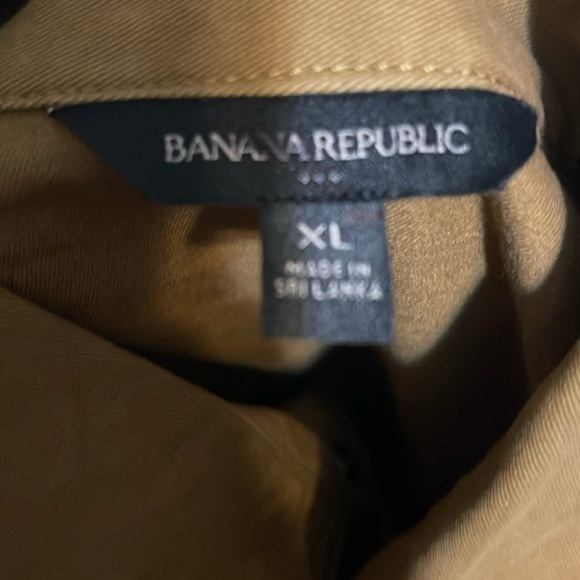 Banana Republic Men's Stone Washed Snap Button Long-Sleeve shirt - Picture 3 of 9